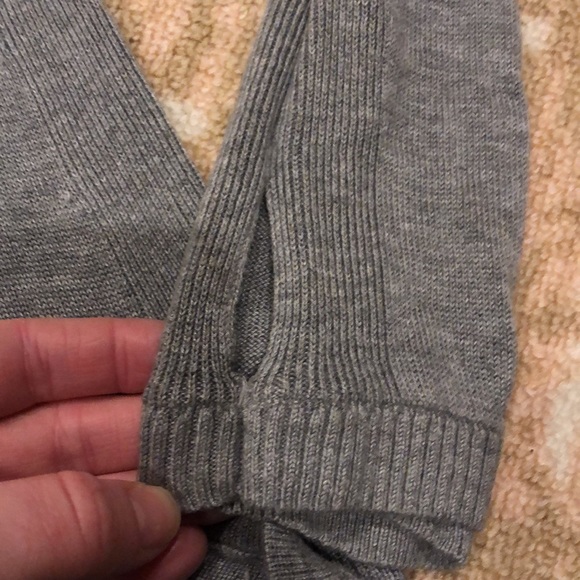 Lululemon sit in lotus sweater grey sz 8 - Picture 7 of 8